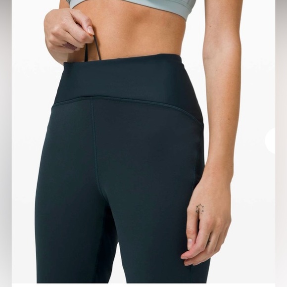 Lululemon Chase the Chill pant - Picture 6 of 8